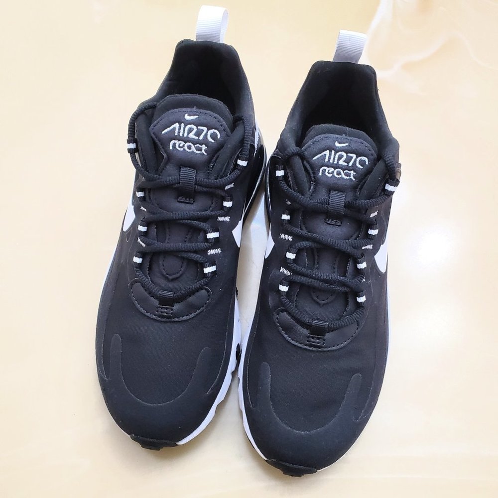 Nike Air Max 270 React - Picture 5 of 8
